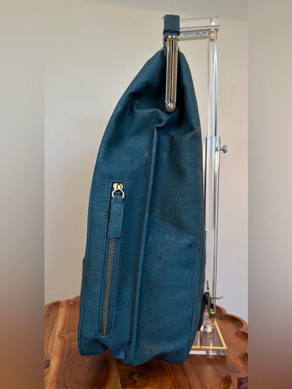 Bobobark La Flore Paris Premium Cork Emerald Green Convertible Backpack EUC - Picture 13 of 16